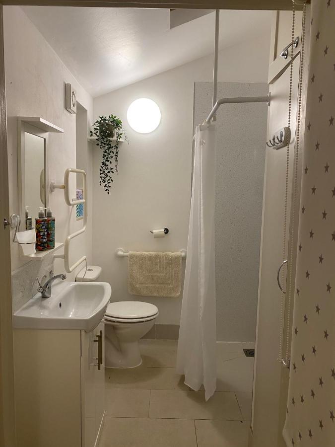 The Dragonfly Bnb, กลาสตันเบอรี ภายนอก รูปภาพ