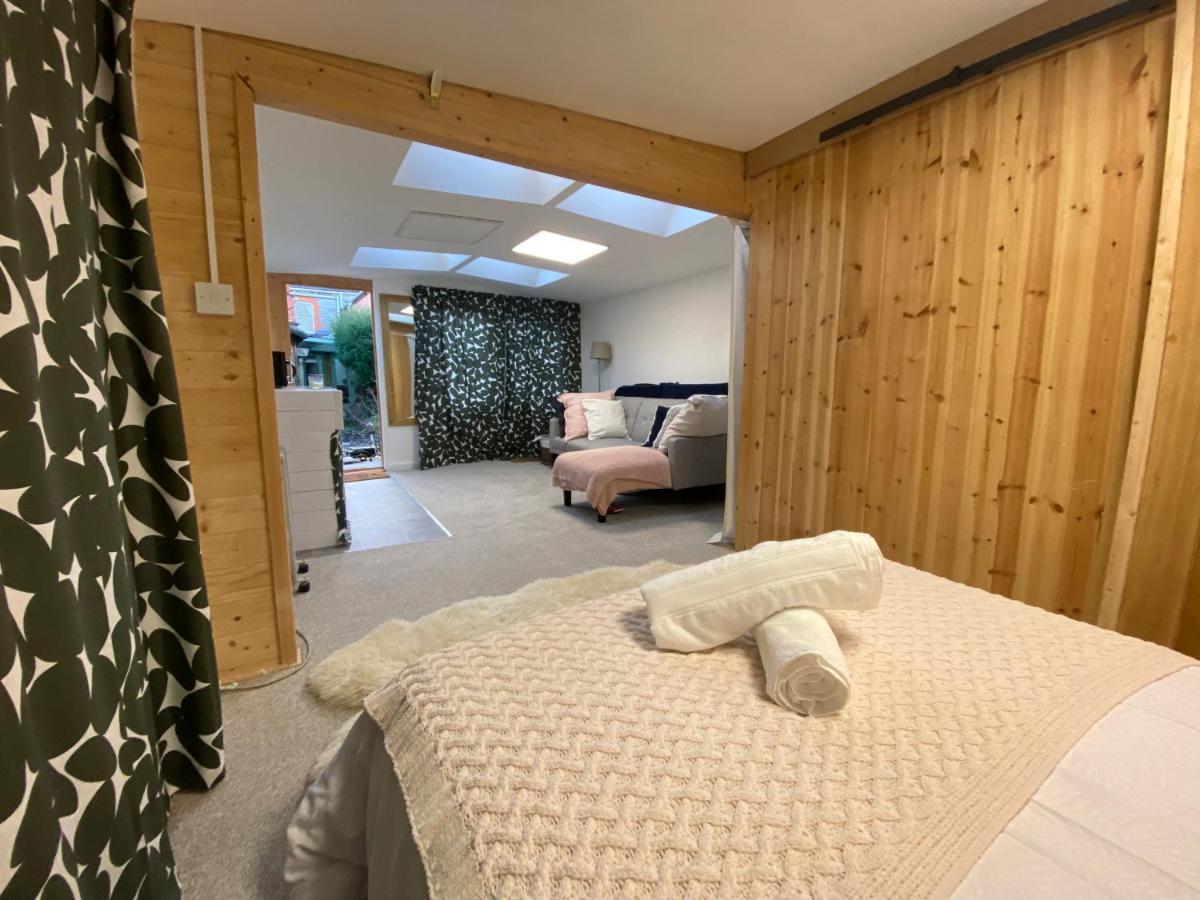 The Dragonfly Bnb, กลาสตันเบอรี ภายนอก รูปภาพ